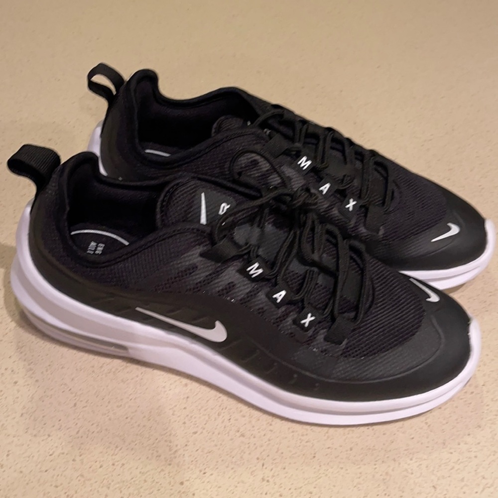 Nike Air Max size 8.5